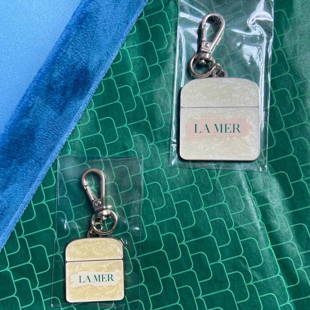 La Mer 2 key charms